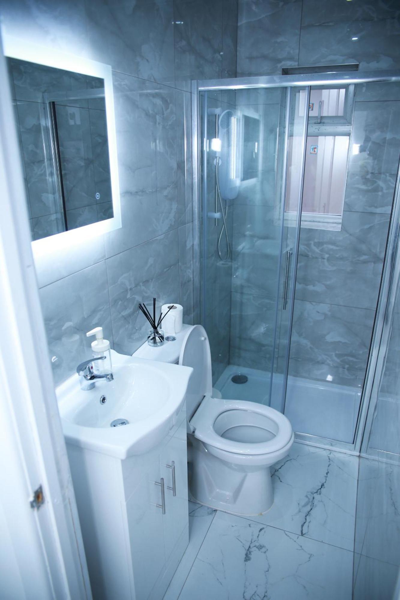 Harrow Luxury Flat With Free Parking. Leilighet London Rom bilde