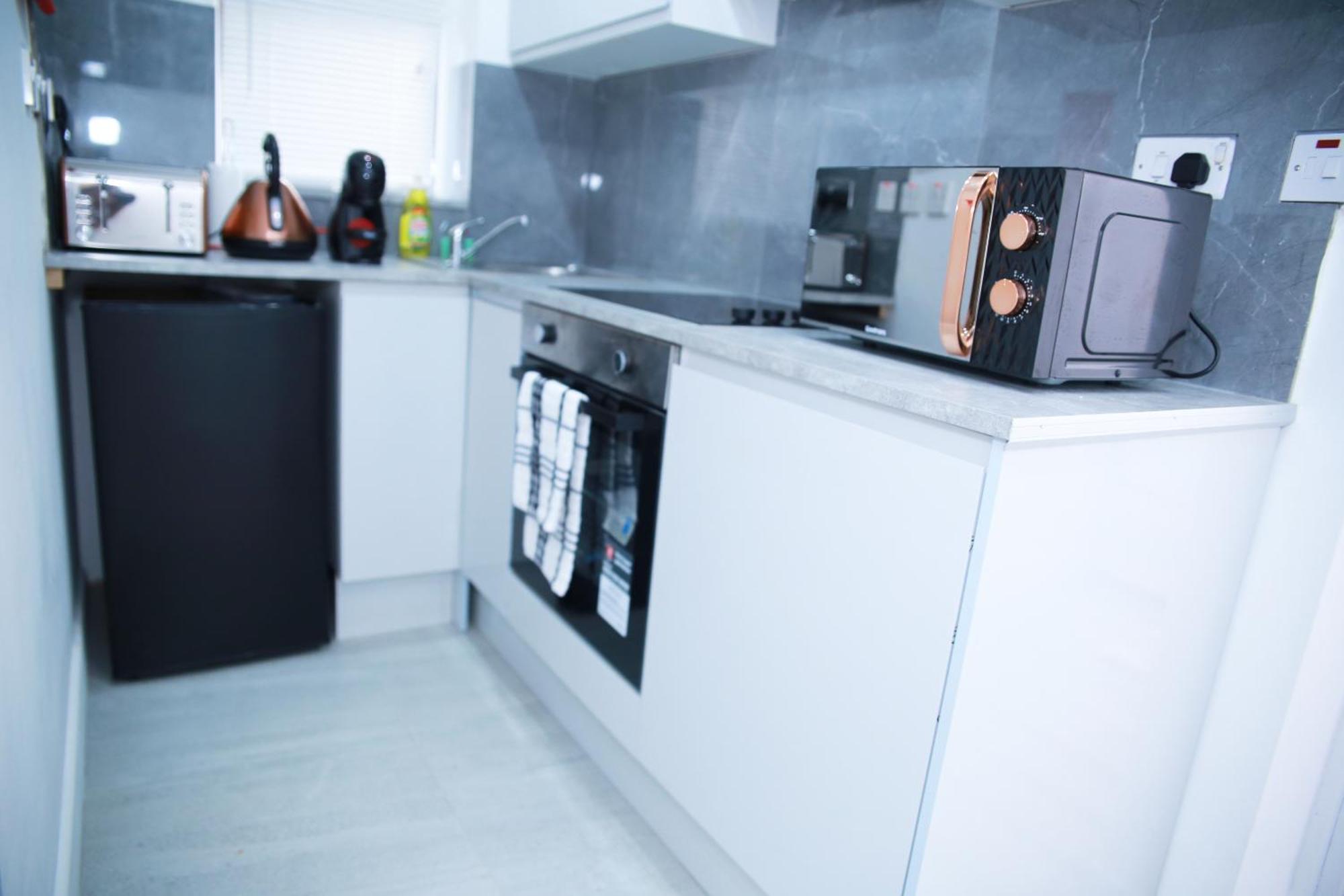 Harrow Luxury Flat With Free Parking. Leilighet London Eksteriør bilde